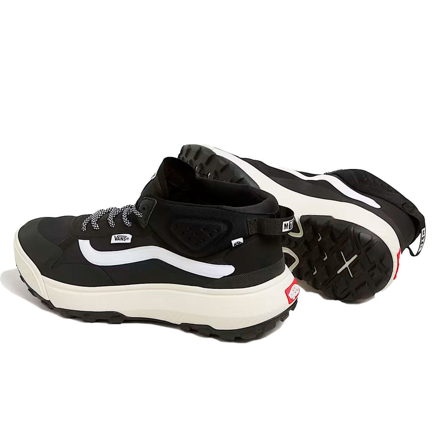 Tênis Vans Mte Crosspath Mid Unissex — Sola All-Trac com cravos
