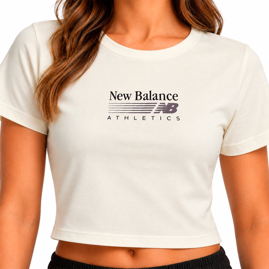 Camiseta New Balance Trackside Ringer Feminino — Viés na gola e nas mangas
