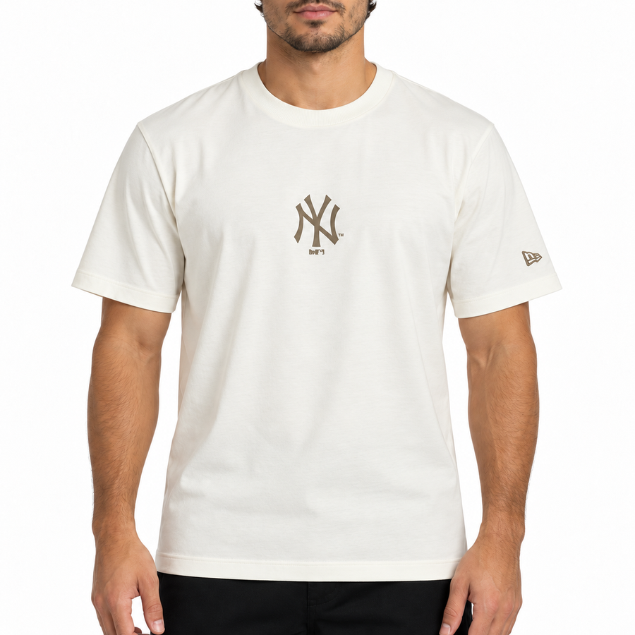 Camiseta New Era Neyyan Masculino — O NY pequeno, no centro do peito