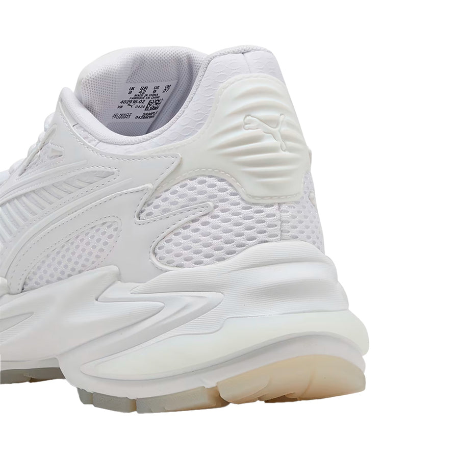 Tênis Puma Rs Surge Unissex — De perto, a construção aparece