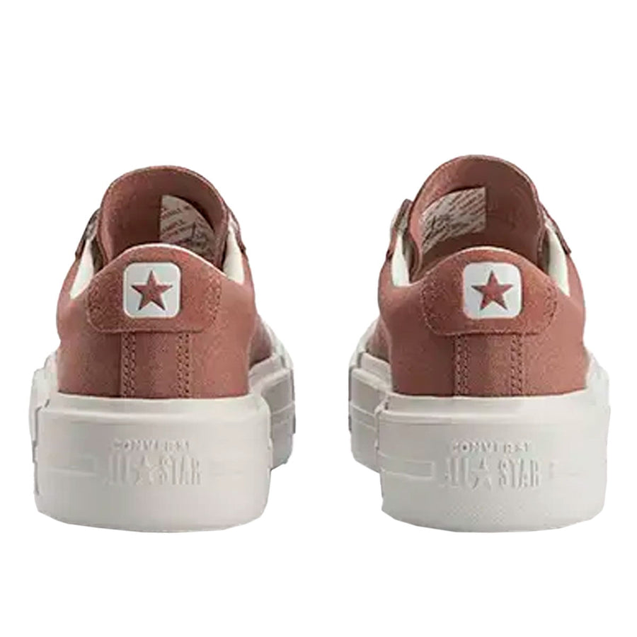Tênis Converse Chuck Taylor Feminino — Estrela na traseira
