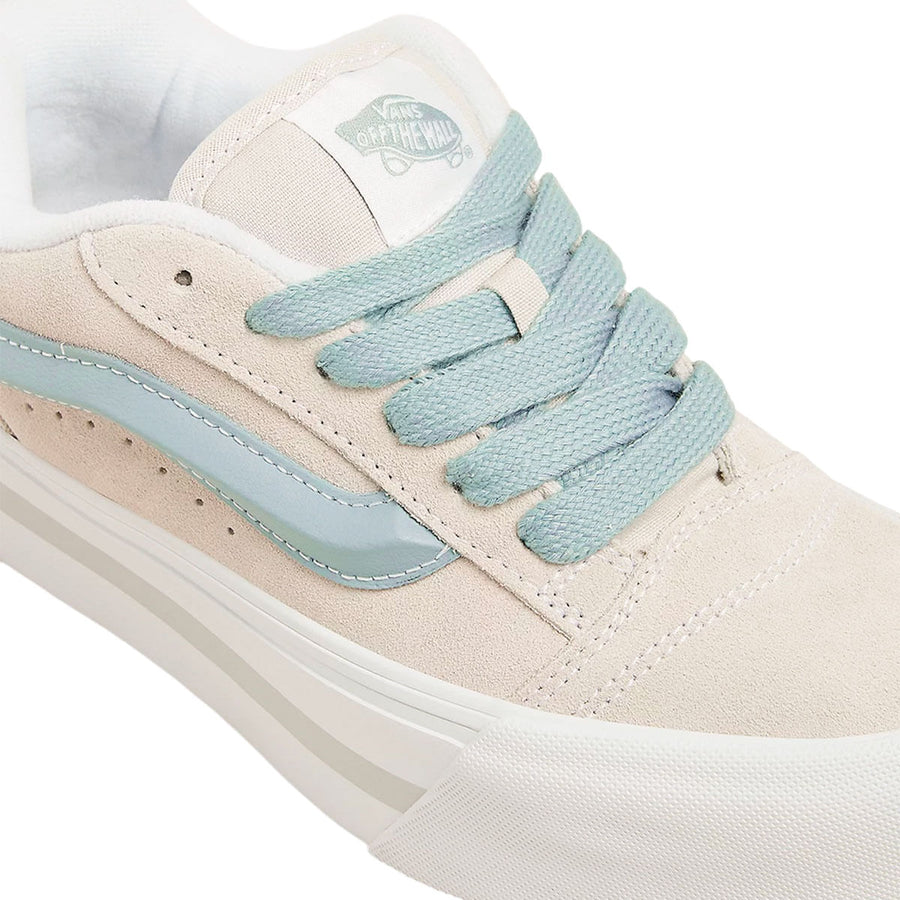 Tênis Vans Knu Stack Feminino — Cadarço grosso e Sidestripe em 3D