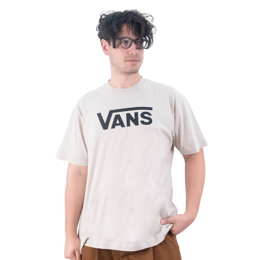 Kit Vans Ultrarange 2.0 Se + Camiseta Vans + Boné Vans — Camiseta e boné