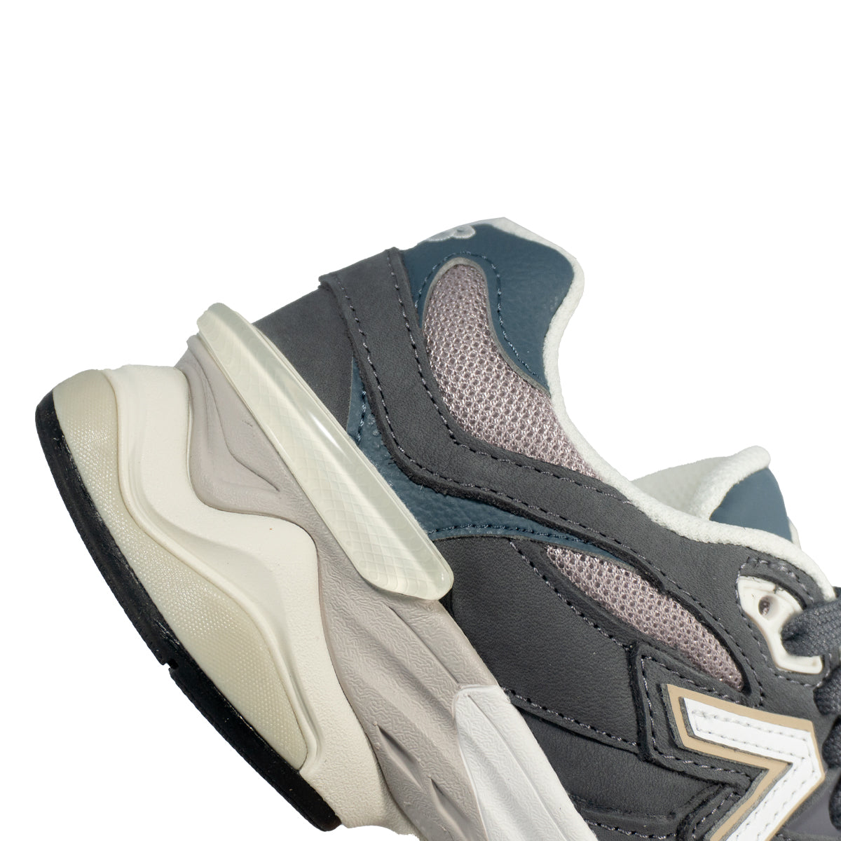 Tênis New Balance 9060 Unissex