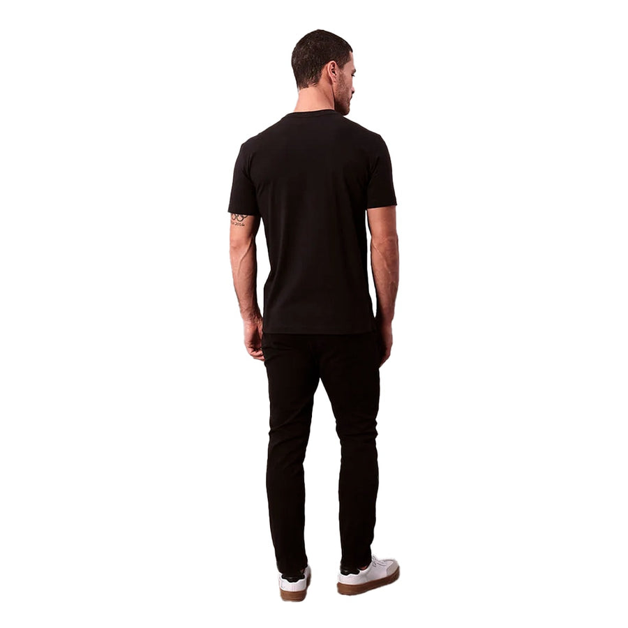 Camiseta Calvin Klein Palito Masculino — Caimento reto, para usar à vontade