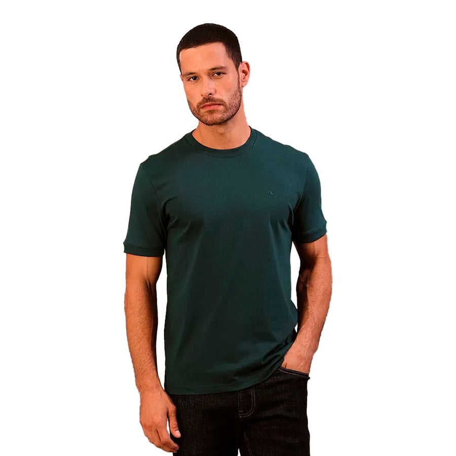 Camiseta Calvin Klein Malhão Masculino — Verde escuro que foge do óbvio