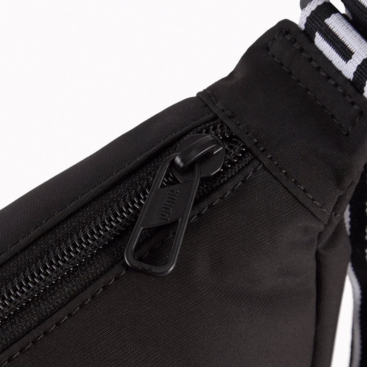 Bolsa Puma Half Moon Base 3L Unissex