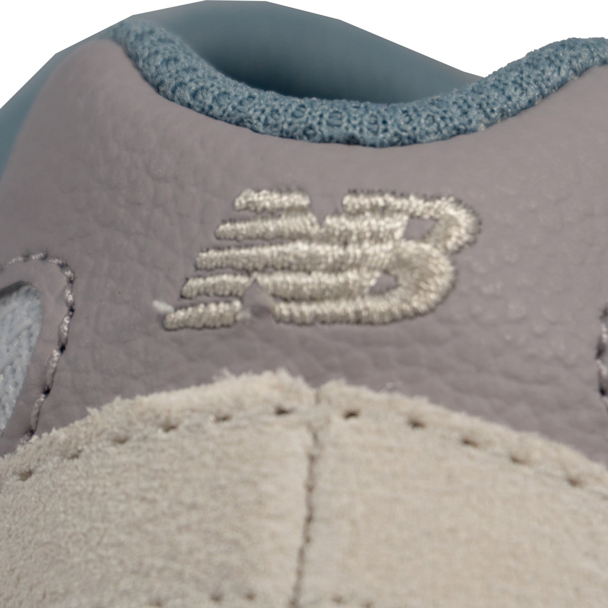Tênis New Balance 9060 Unissex