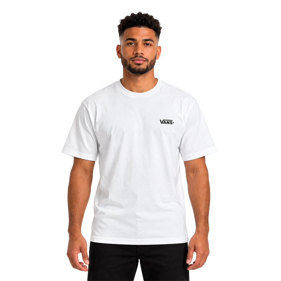 Camiseta Vans New Left Chest Masculino — Corte regular, reto e alinhado