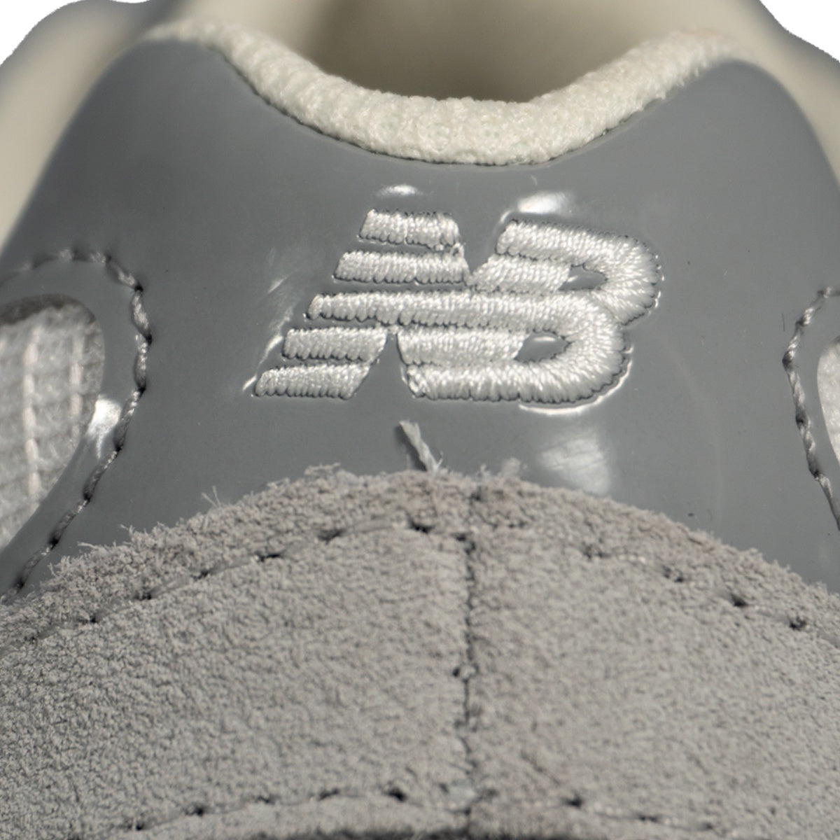 Tênis New Balance 9060 Unissex